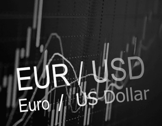 EUR/USD: Is the Bearish Trend Reversal in Jeopardy?