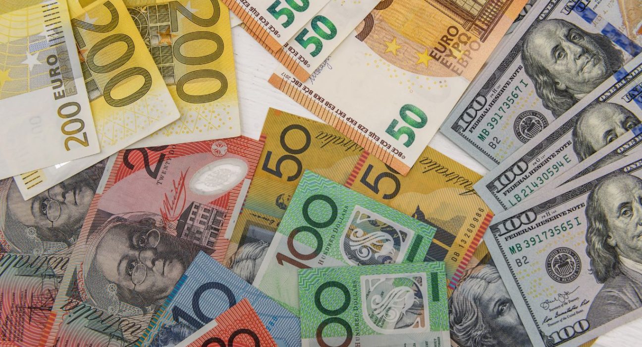 AUD/USD Pair Faces Selling Pressure and Reverses Previous Day's Positive Move