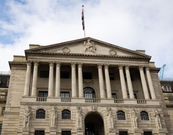 BoE Raises Interest Rates by 25 bps to 4.25%