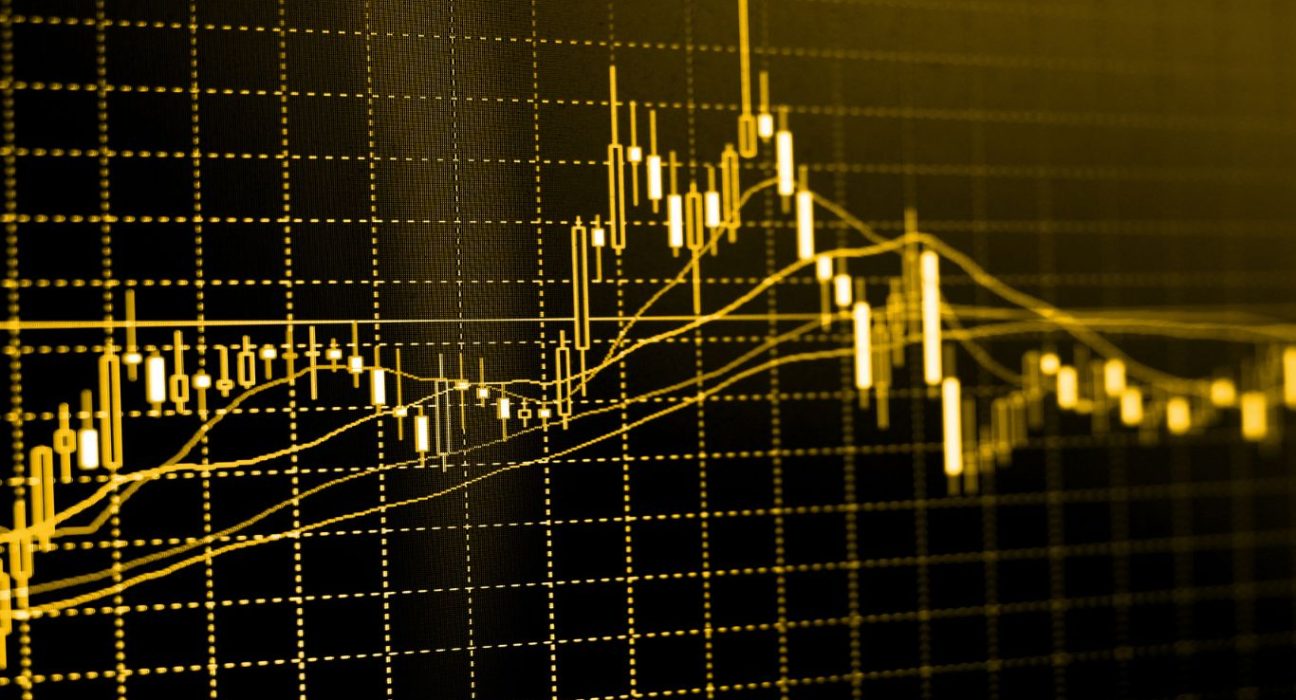 The dollar rebounded in cautious trading on Tuesday, after tumbling the previous day following the collapse of Silicon Valley Bank (SVB). Investors awaited the release of US consumer inflation data later in the day, which has the potential to drive further volatility in global markets. Monday's market turmoil was sparked by fears of a potential banking crisis, causing traders to rapidly scale down their expectations for Federal Reserve rate hikes. The euro was down 0.36% at $1.069 as the greenback bounced back. On Monday, the euro hit a one-month high of $1.075 and rose 0.85% across the session. H2: Investors await US consumer inflation data Tuesday's consumer price index (CPI) figures are highly anticipated, as they have the potential to cause further market volatility. Investors are carefully monitoring the CPI data, as it could impact the Federal Reserve's decision on whether to raise interest rates. The nervous market sentiment was reflected in the comments of Alvin Tan, head of Asia FX strategy at RBC Capital Markets. "Essentially, it's a very, very nervous market," Tan said. H2: Dollar up against the yen The dollar rose 0.79% to 134.25 yen, reversing some of Monday's 1.4% slide. The rebound in the dollar against the yen suggests that investors are moving away from safe-haven assets. H2: Market remains cautious Despite the rebound in the dollar, the market remains cautious. Investors are still uncertain about the future of the global economy, given the ongoing pandemic and the risk of a potential banking crisis. H2: Conclusion In conclusion, the dollar rebounded in cautious trading on Tuesday, following Monday's market turmoil caused by the collapse of Silicon Valley Bank. Investors are carefully monitoring the release of US consumer inflation data, which has the potential to cause further market volatility. The market remains cautious, as uncertainty about the future of the global economy lingers.