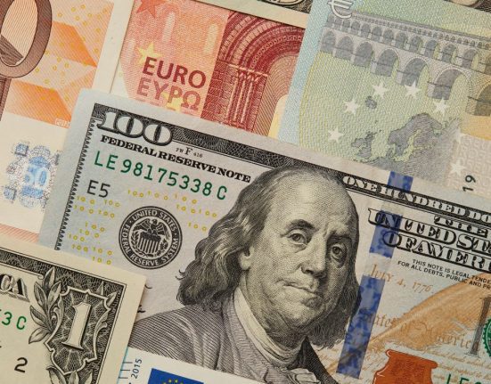 EUR/USD Extends Bounce After Powell Testimony, NFP Report Awaited