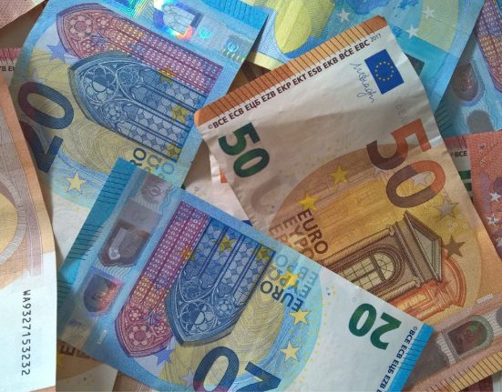 Euro Weakens Against Dollar Amid Banking Crisis Threatening Eurozone