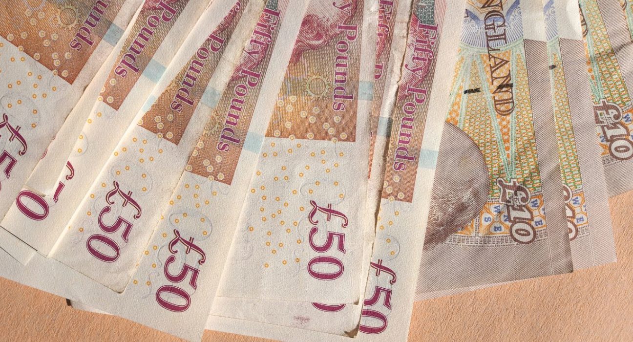 GBP/USD: Traders' Sentiment Turns Bullish