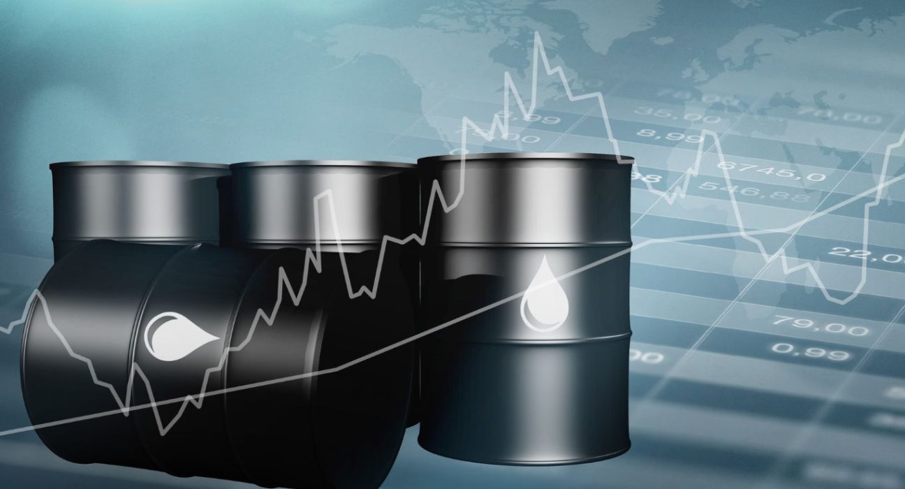 Oil Prices Drop 4% Amid Inflation Report and U.S. Bank Failures