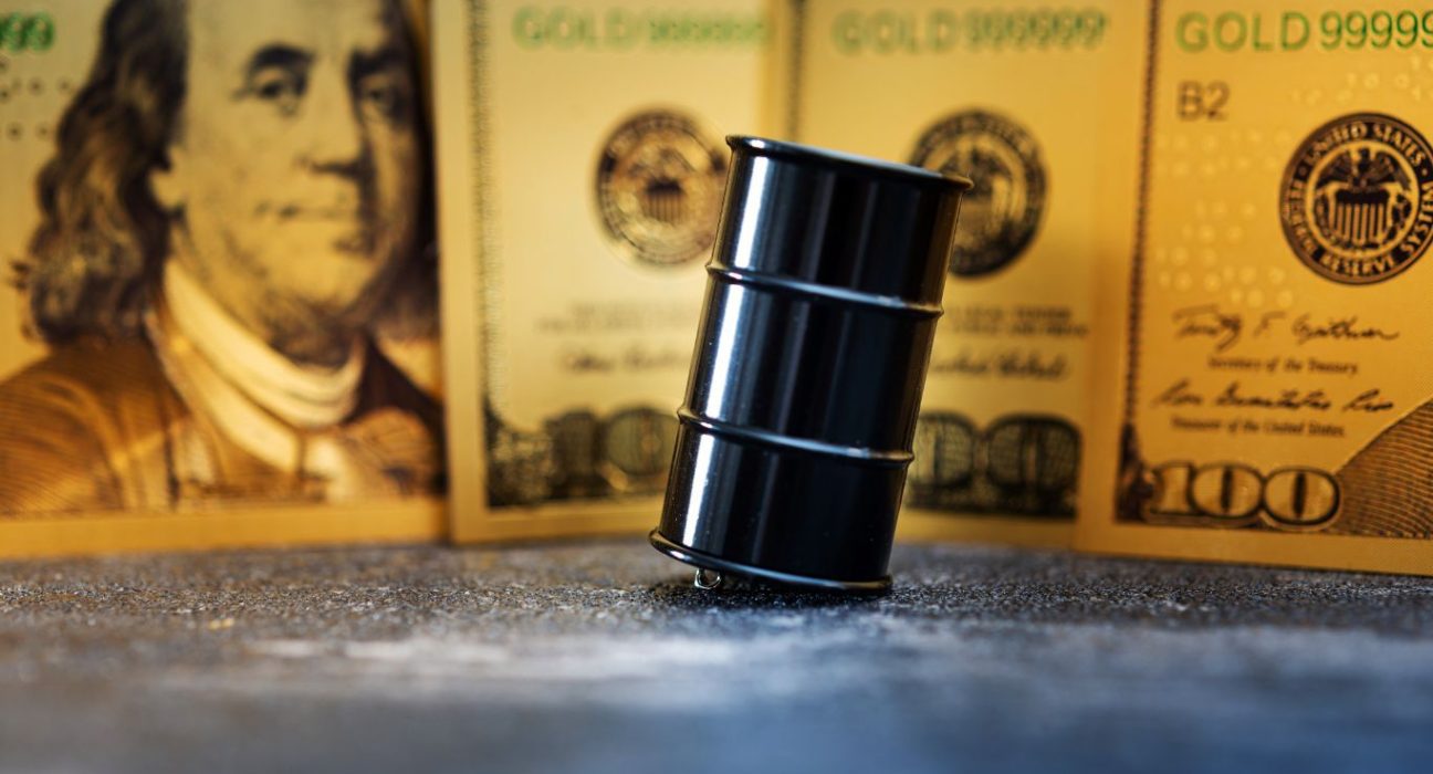Oil prices fall on fears of rising interest rates