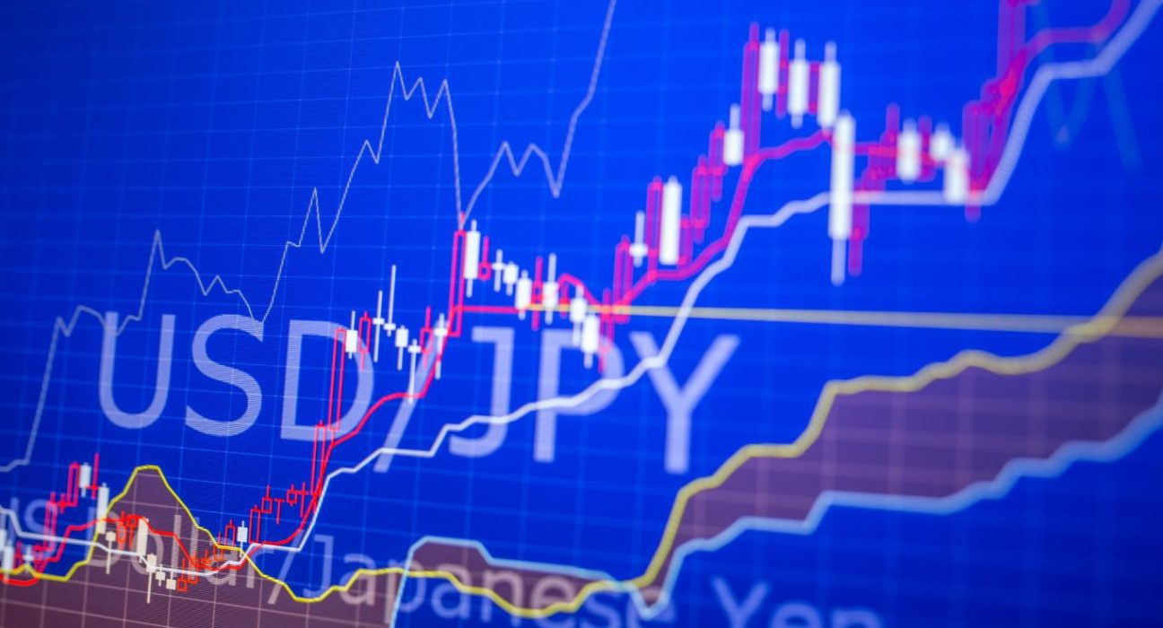 USD/JPY Sharply Lower Ahead of Kuroda’s Last Meeting