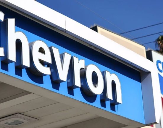 Chevron Reports Strong Q1 Earnings, Exceeding Analyst Estimates