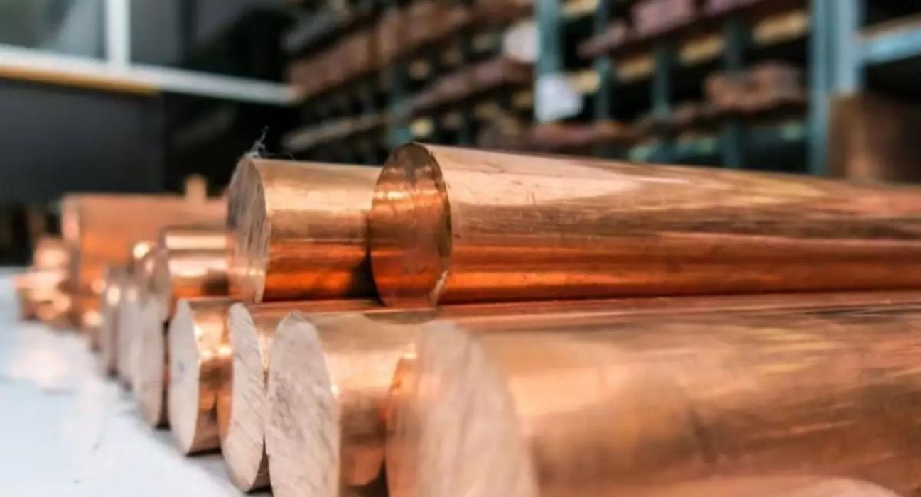 Copper Futures Steady at $4.0185, Down 2.1% This Week: Analysis