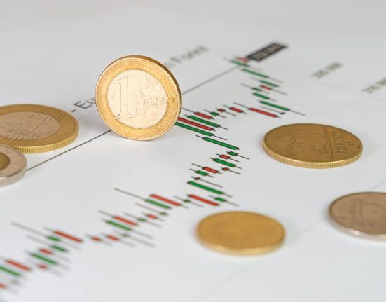 EUR/USD Forecast: Credit Suisse Economists Predict a Sustained Break Above Downtrend