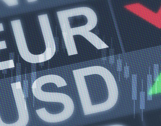 EUR/USD Remains Indecisive Around 1.0920 Amid Early Monday Trading