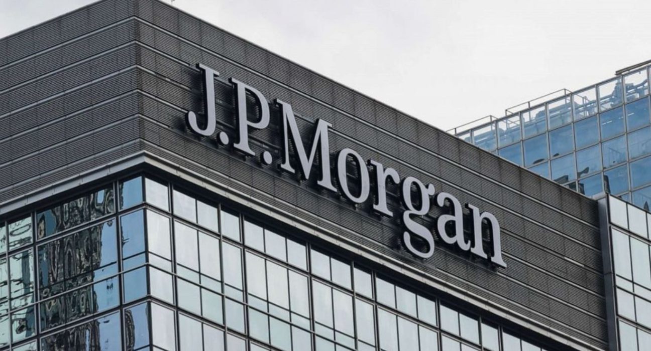JPMorgan Analysts Remain Cautious as S&P 500 Hits Multi-Week Highs