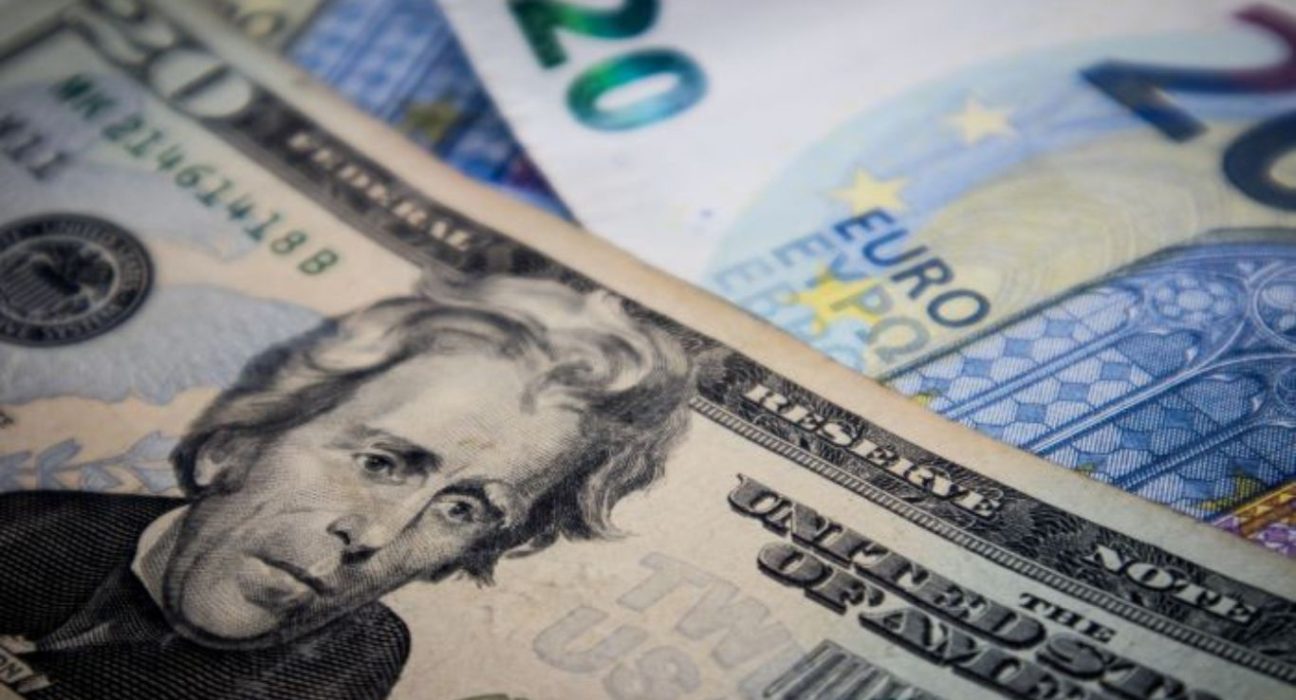 US Dollar Recovers Ground as EUR/USD Falls on Mixed US Economic Data