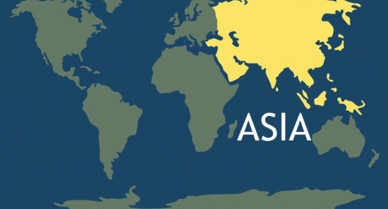 Discover the overnight market performance in Asia, where Japan sees positive gains while Hong Kong experiences a significant drop. The article explores the renewed geopolitical concerns surrounding Chinese tech giants like Tencent, Alibaba, AIA, and Meituan listed in Hong Kong.
