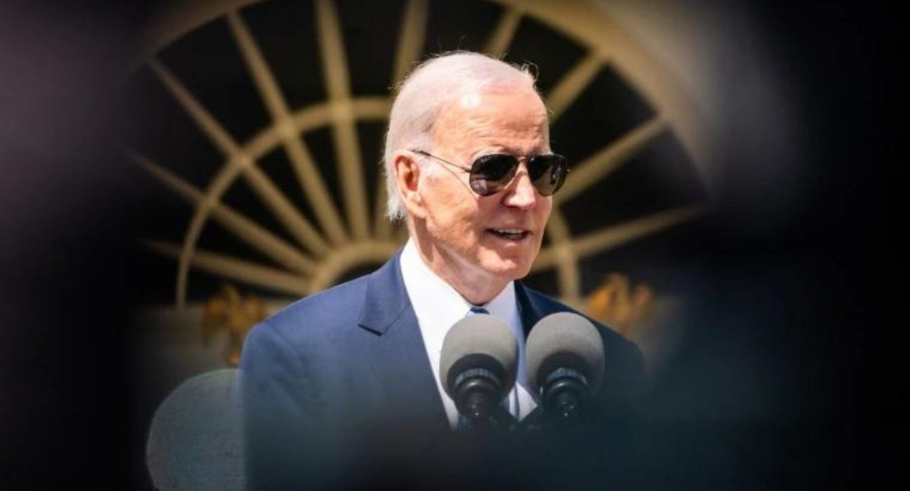 Can Biden Invoke the 14th Amendment to Avoid a Debt Ceiling Crisis
