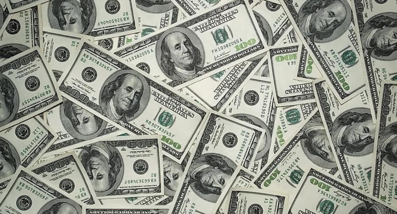 Dollar Steady Against Yen, Euro After Strong Job Gains and Wage Growth