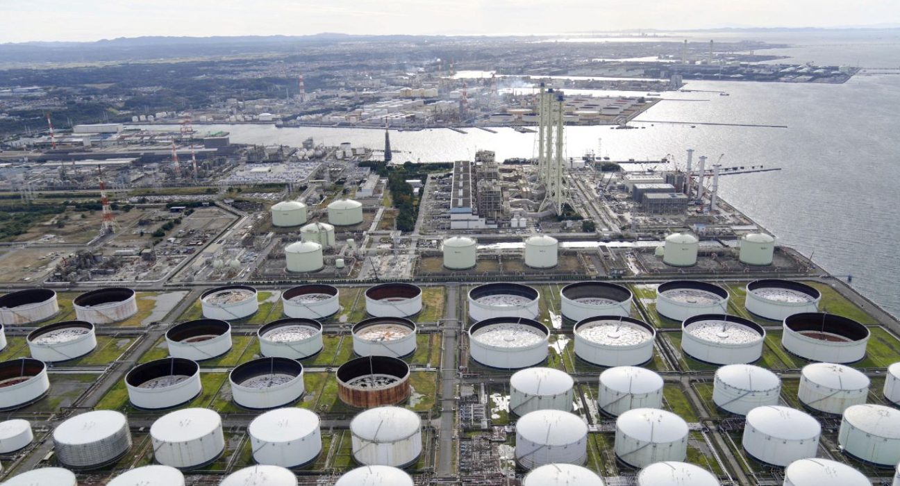 IEA's Oil Market Outlook Impedes WTI's Recovery Momentum, US Oil Trading at $71.50