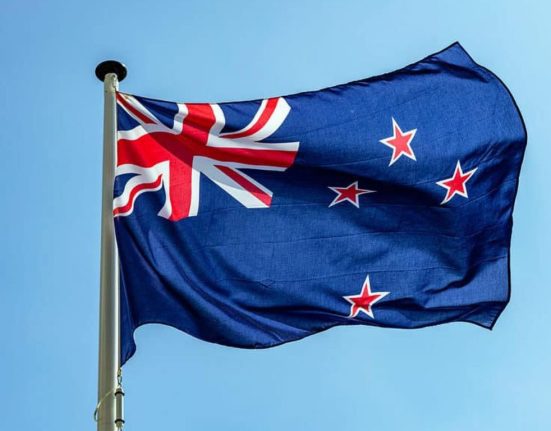 New Zealand's Central Bank Signals End to Tightening Cycle, Raising Rates to 5.5%