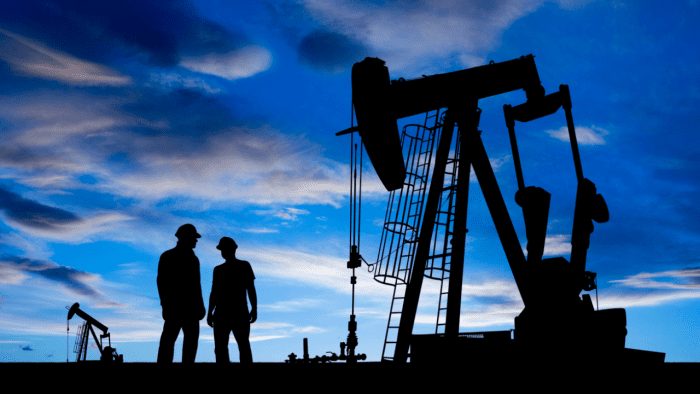 Oil Prices Edge Higher as Refilling of Strategic Reserves Looms, but Concerns Over Demand Growth Linger