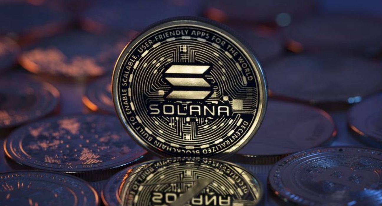Solana's Price Forecast: Experts Predict Bullish Momentum with SOL Coin Set to Reach $19,933 in Coming Days