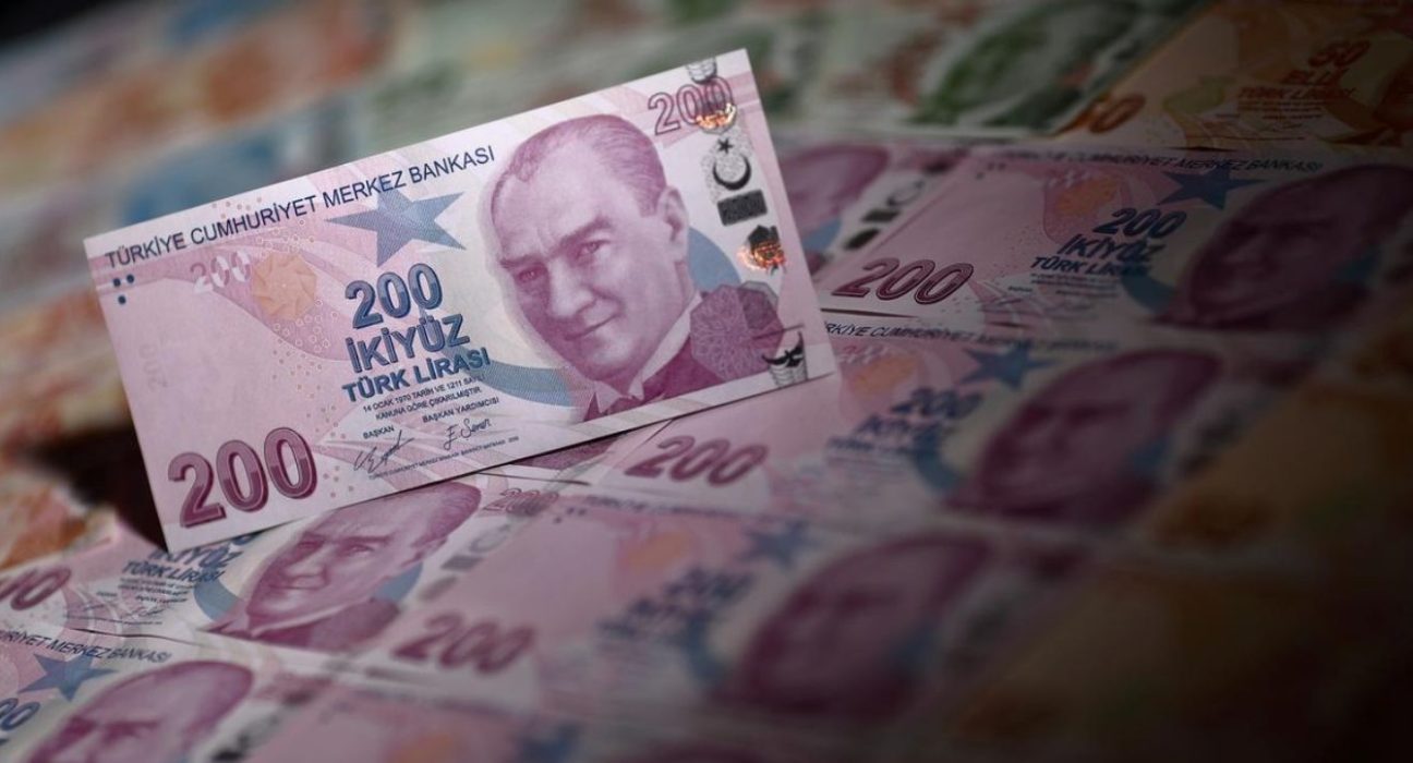 Turkish Lira Slumps as Erdogan Leads in Presidential Election: Market Reactions and Economic Impact