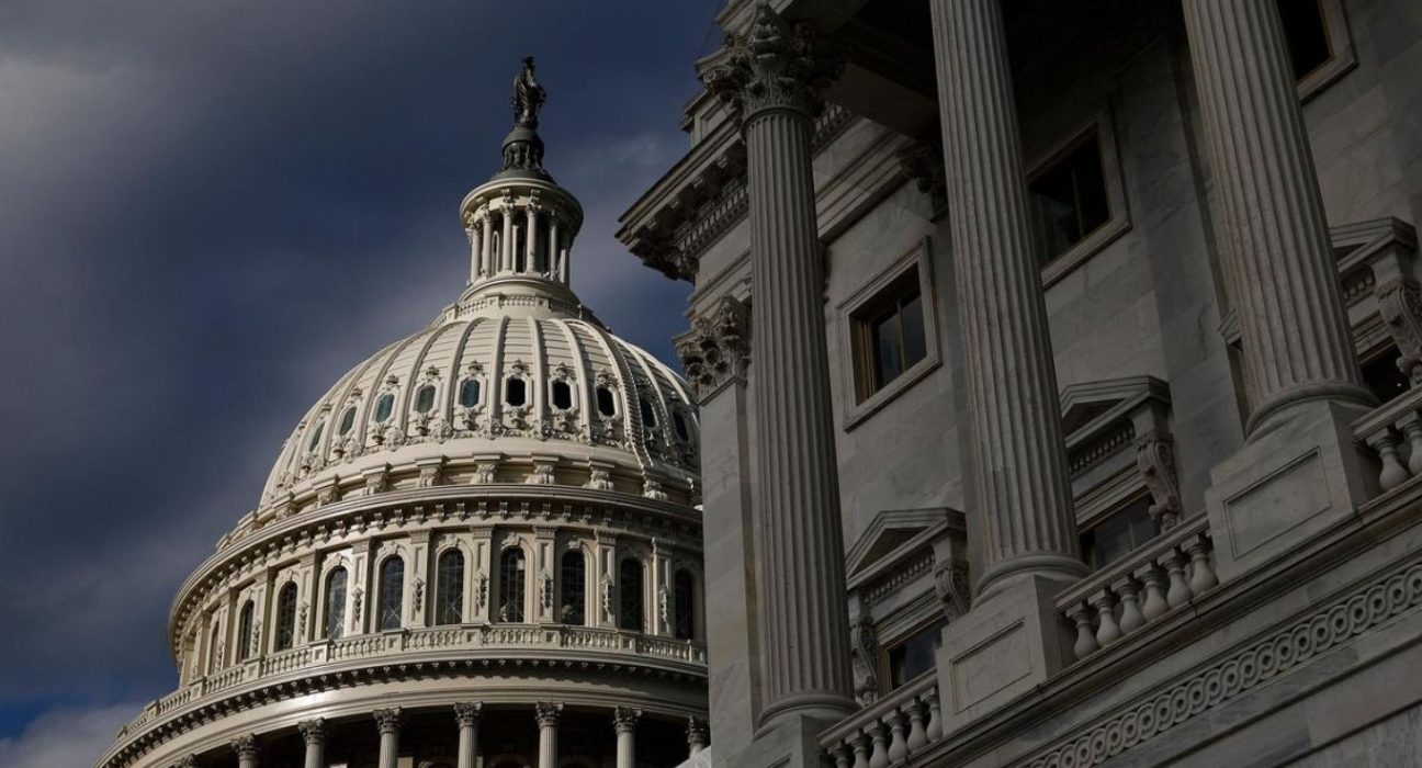 U.S. Debt Ceiling Crisis and Inflation Data Affect Dollar