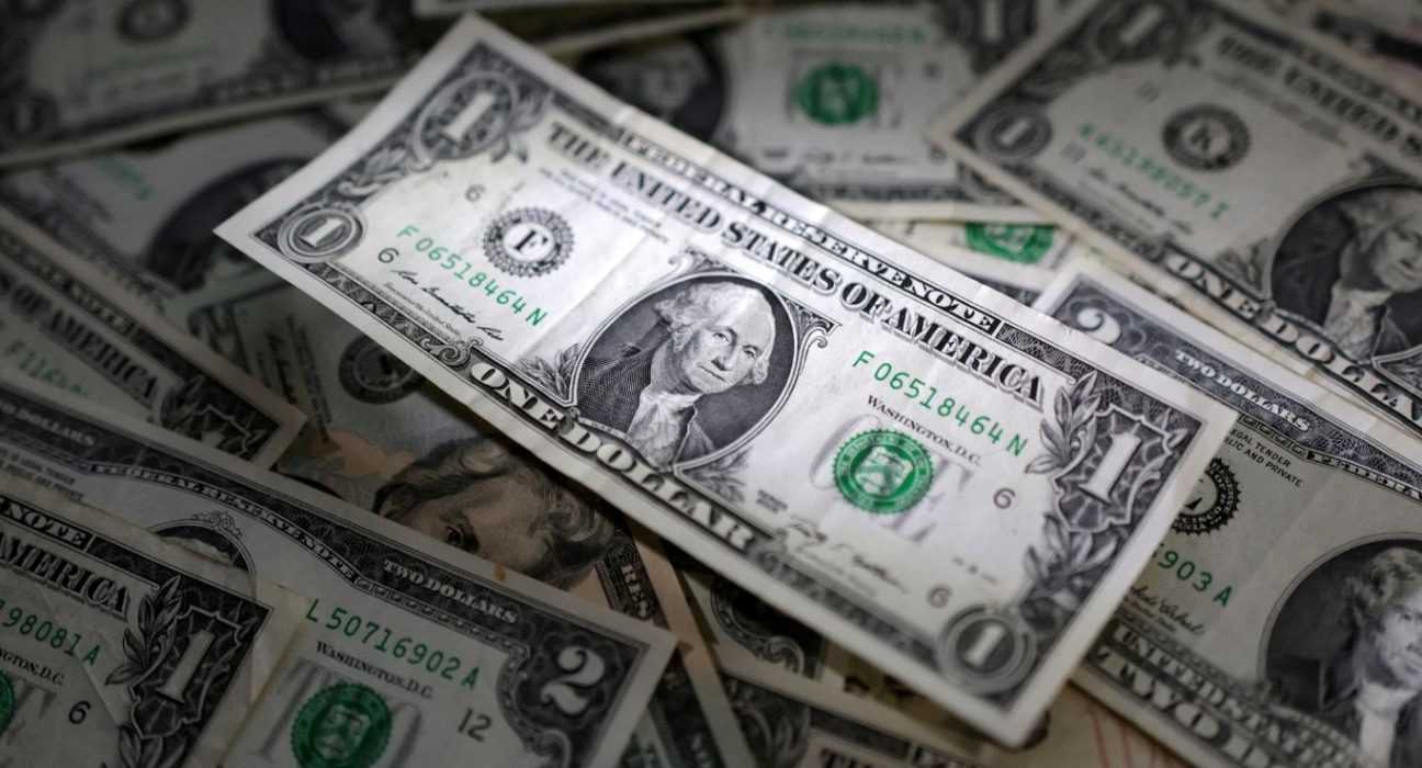 U.S. Dollar Index Hits 14-Month High Amid Global Uncertainty