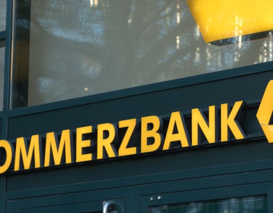 Commerzbank to Book Additional Provision Following Court Ruling on Swiss Franc Loans in Poland