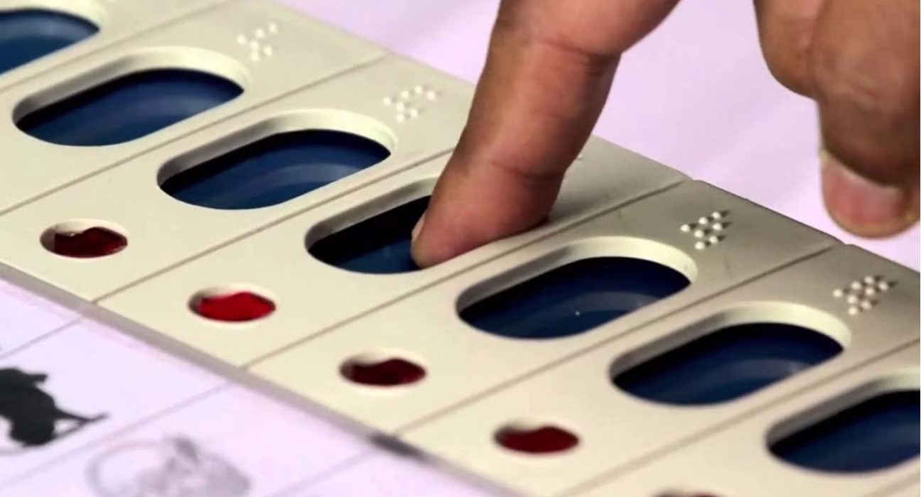 Election Commission Evaluates EVMs Ahead of 2024 General Elections: Ensuring Transparency and Efficiency