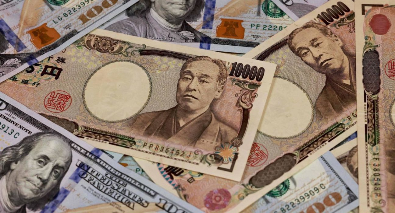 USD/JPY Faces Bearish Pressure Amid Concerns of Delayed Fed Rate Hike