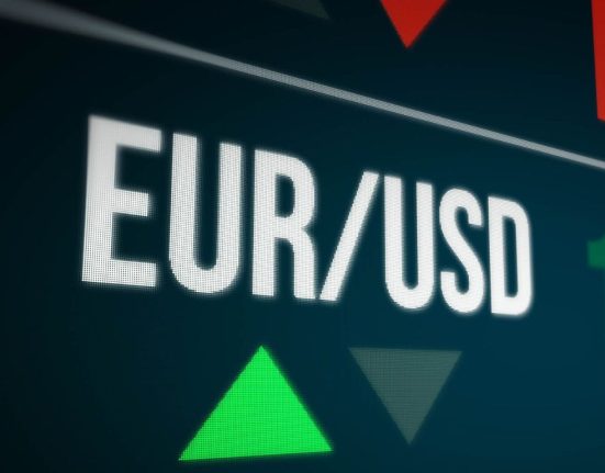 EUR/USD Breaks Resistance Levels, Set to Consolidate Amid Overbought Condition