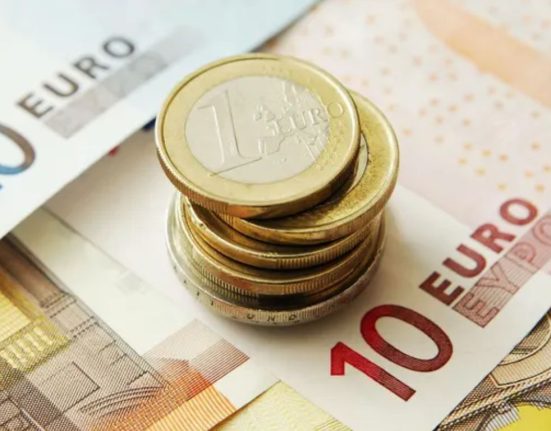 Euro Gains 0.42% Strength Against US Dollar - Forex Market Update