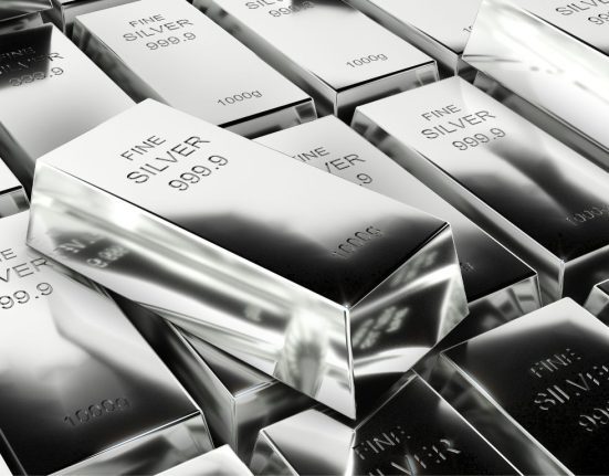 Silver Shines Bright Resilient Against USD Recovery and Falling Yields