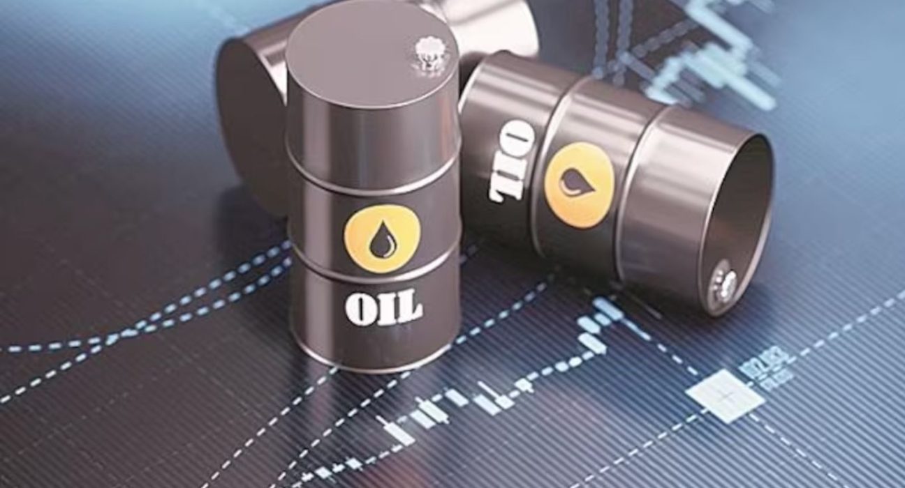 WTI Crude Oil Rallies to $79.20 Amidst Economic Hopes and Tightening Market: Investors Await FOMC Meeting