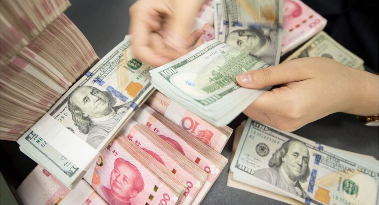 Asian Currencies Stagnate Amidst Fed Rate Hike Speculation and China's Economic Woes