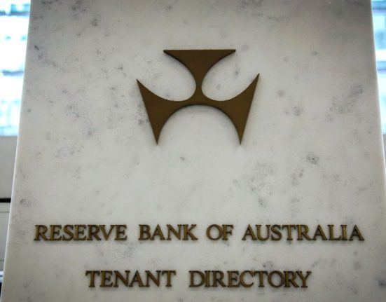 Australian Central Bank Holds Interest Rates Amid Inflation Surge