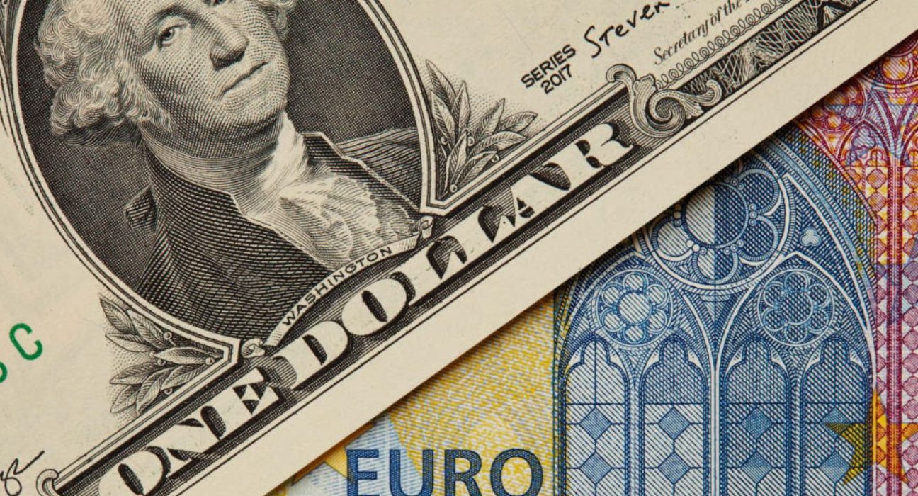 EUR/USD Continues Downward Trajectory, Testing Key Support Levels