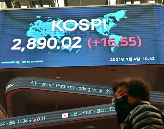 South Korea's KOSPI Soars Over 1% Amid Optimism in Chipmaking Stocks