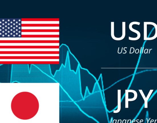 USD/JPY Surges to Four-Week High Amid Bank of Japan's Yield Curve Adjustments