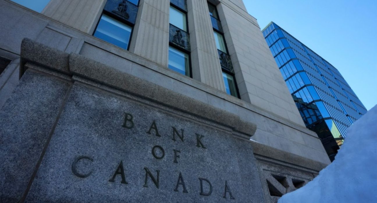 Canadian Banks Face Challenges as Mortgage Repayment Terms Evolve