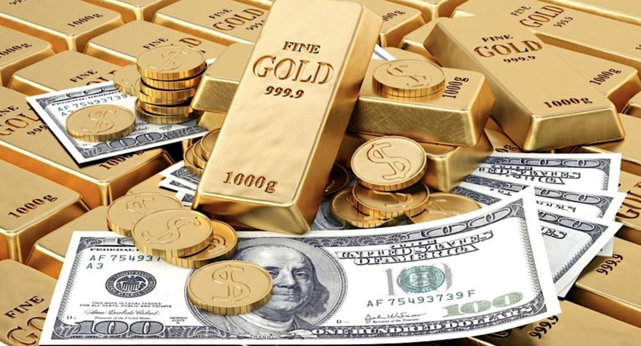 Gold Prices Hold Steady Around $1,900 as Dollar Retreats