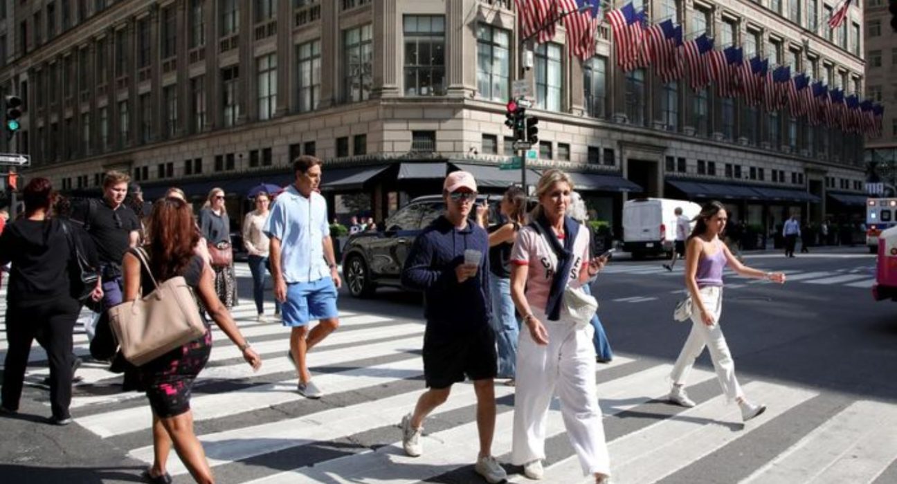 US Consumer Credit Growth Slows in July, Missing Expectations