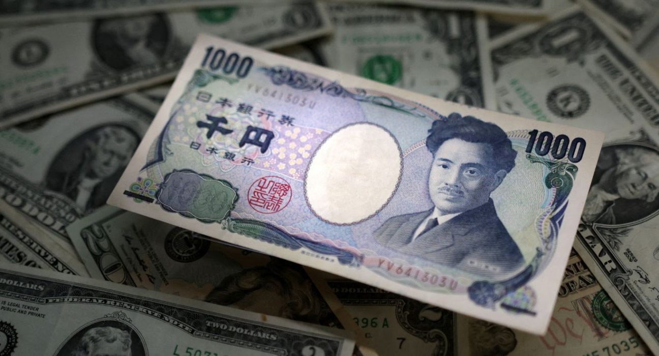 US Dollar Retreats from Six-Month High Amidst Bank of Japan's Monetary Policy Hints