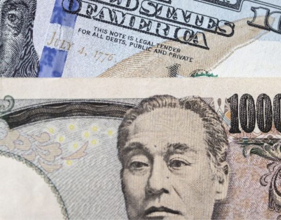 USD/JPY Retreats as Japan's Currency Diplomat Warns Against Yen Sell-Off